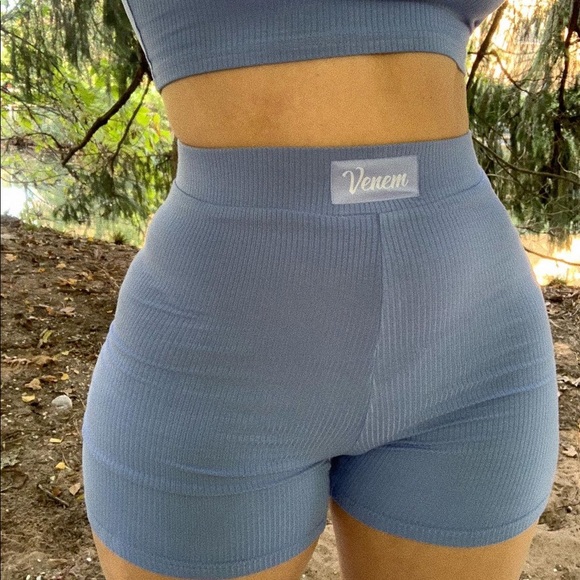 NWT Matching Set 🏷 - Picture 8 of 8